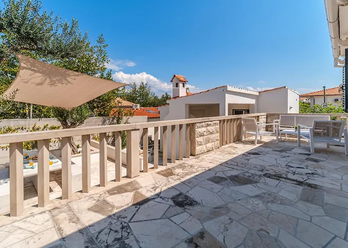 Luke Family Villa